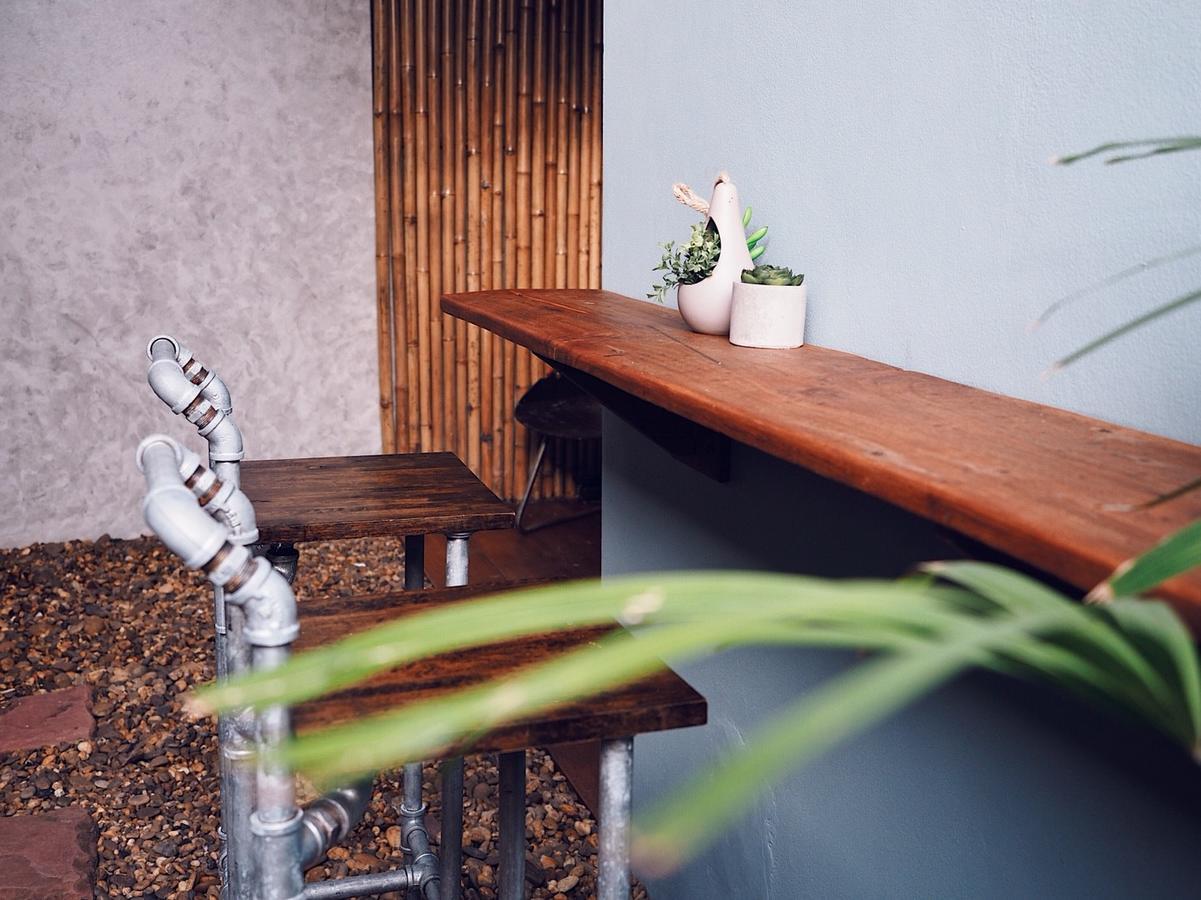 Luck Esan Loft Hotell Ubon Ratchathani Exteriör bild