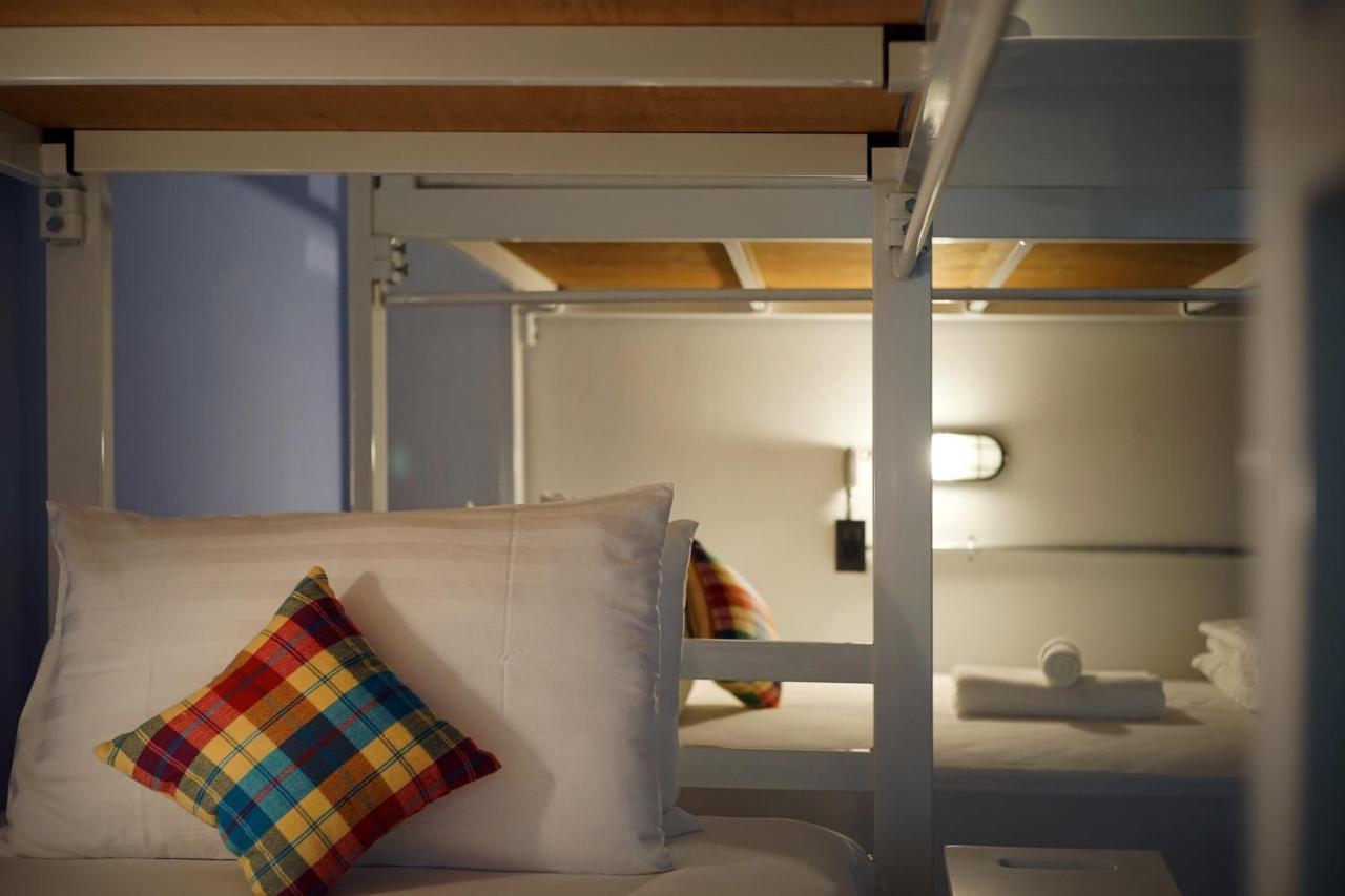 Luck Esan Loft Hotell Ubon Ratchathani Exteriör bild