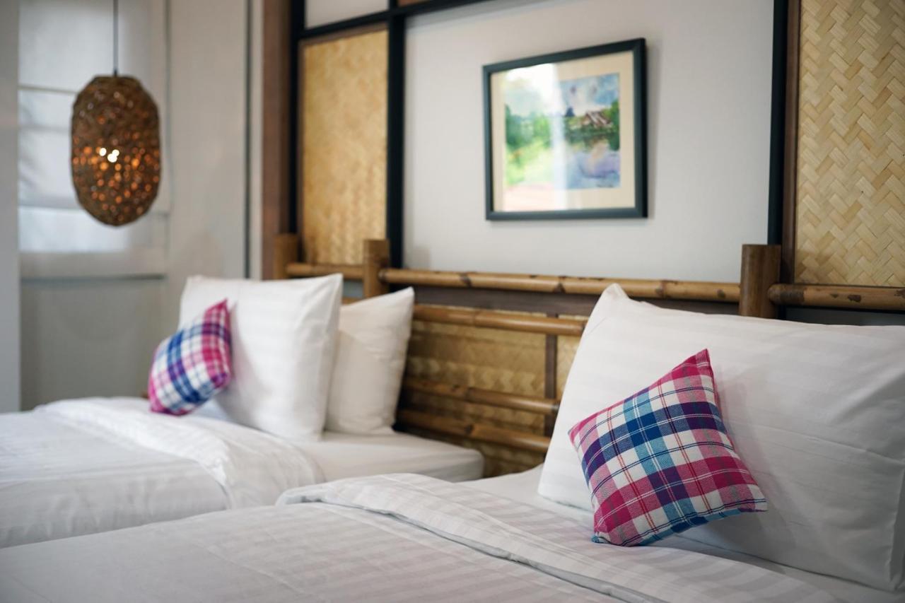 Luck Esan Loft Hotell Ubon Ratchathani Exteriör bild